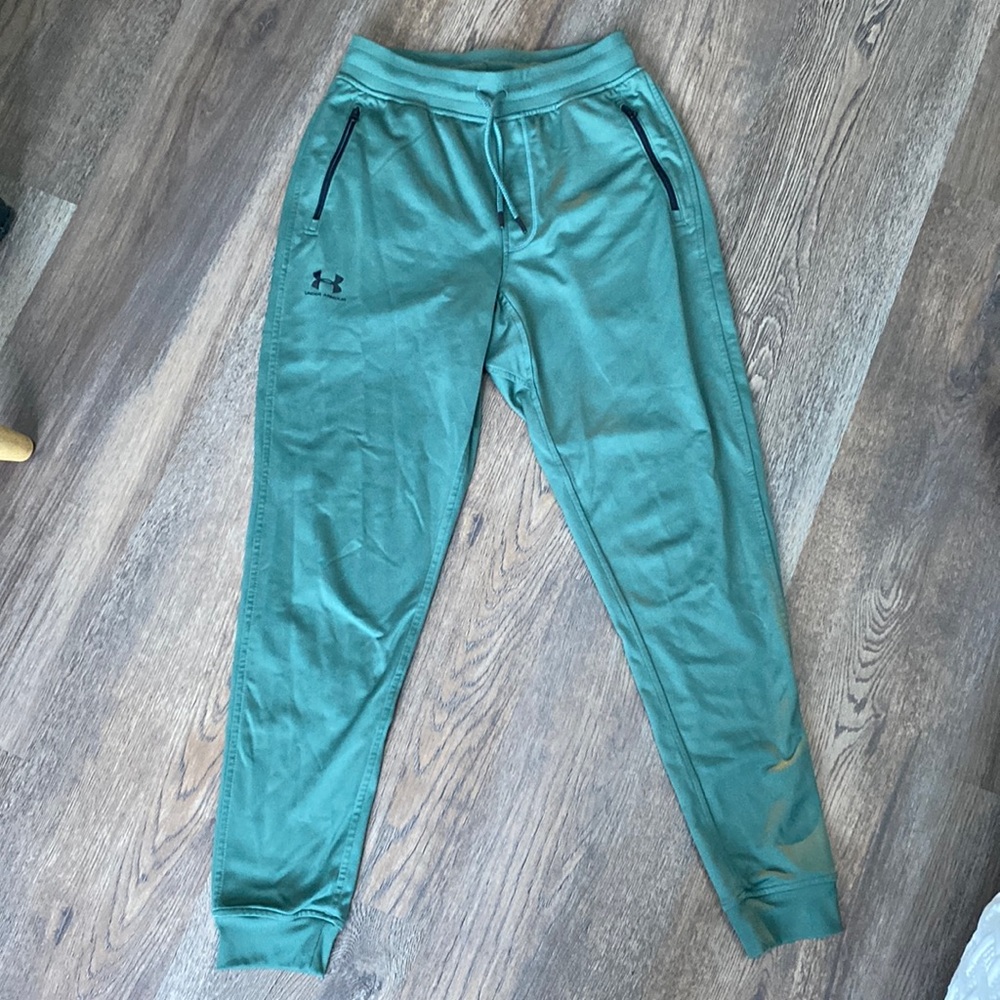 High waisted Under Armour Joggers